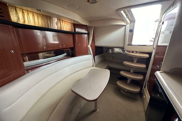 34ft Sea Ray Yacht For Sale