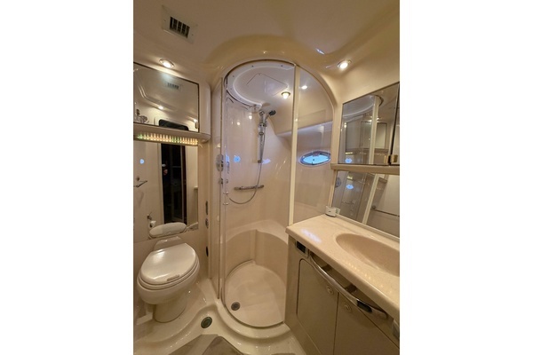 2003 Sea Ray 56