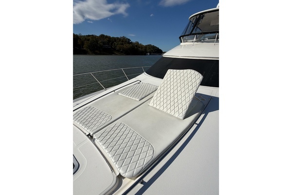 2003 Sea Ray 56