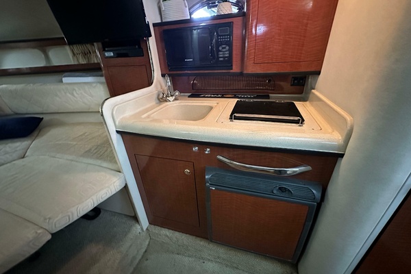 31ft Sea Ray Yacht For Sale