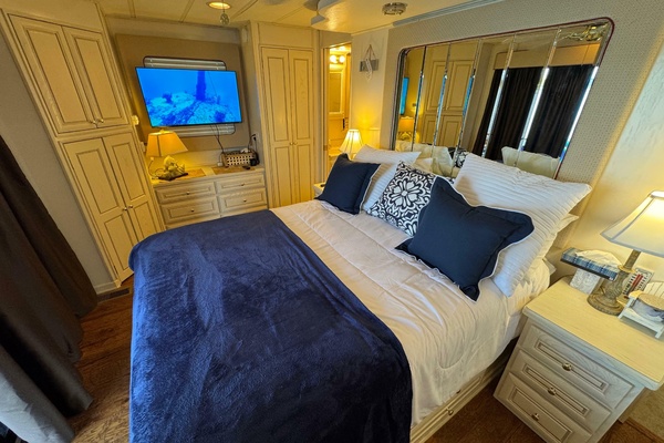 71ft Stardust Cruisers Yacht For Sale