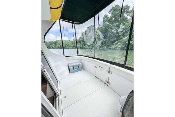 36ft Carver Yacht For Sale