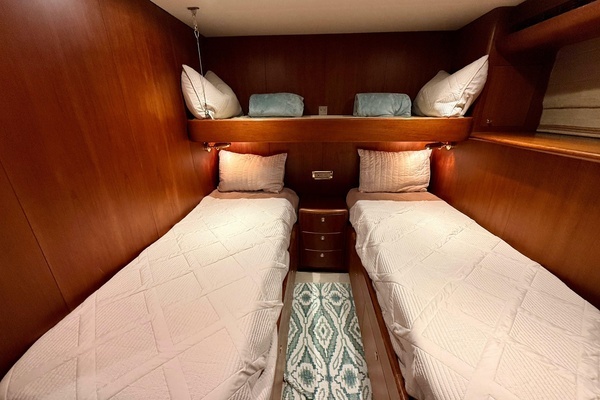 Cheoy Lee 72 Raised Pilot House Motor Yacht Yacht For Sale
