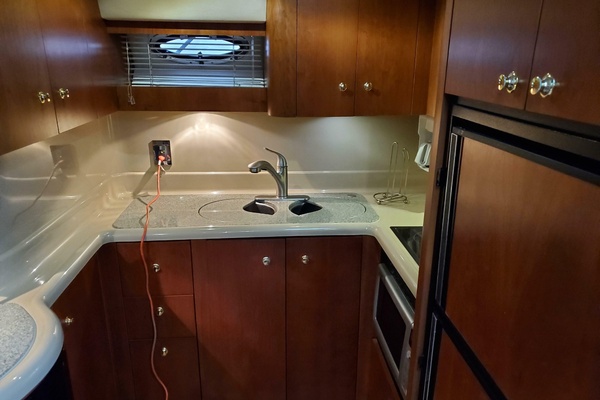 42ft Cruisers Yachts Yacht For Sale