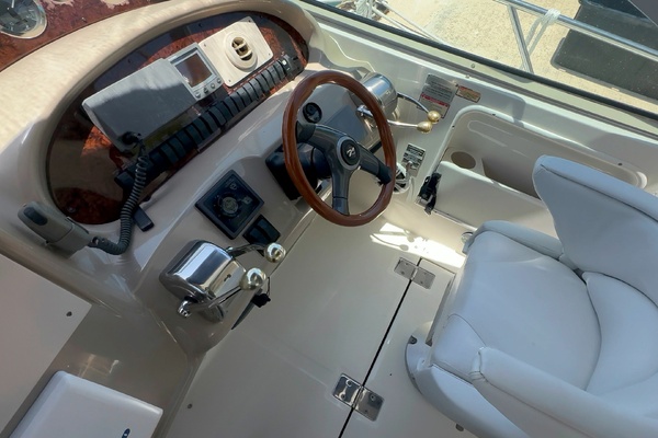 MY WAY 41ft Sea Ray Yacht For Sale