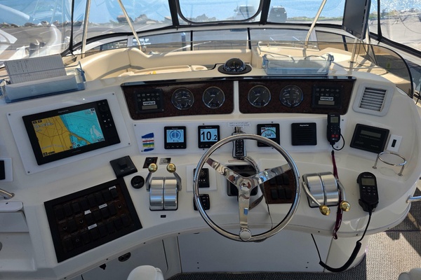 VTL 56ft Sea Ray Yacht For Sale