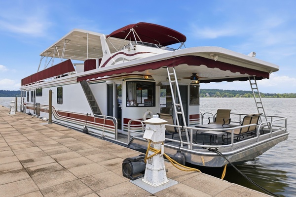 NO GUTS NO STORY 75ft Sumerset Yacht For Sale