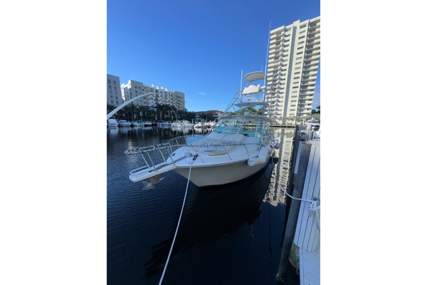 Island Oasis 35ft Cabo Yacht For Sale