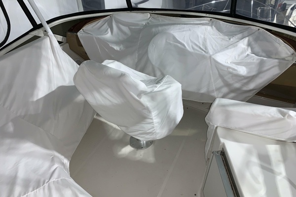 WHY KNOT 39ft Carver Yacht For Sale