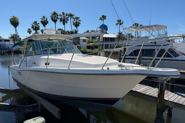 31ft Pursuit Yacht For Sale