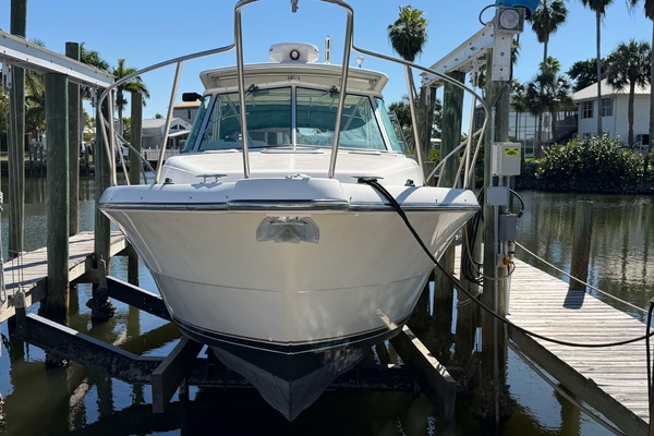 31ft Pursuit Yacht For Sale