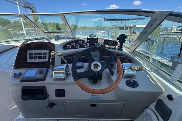 34ft Sea Ray Yacht For Sale