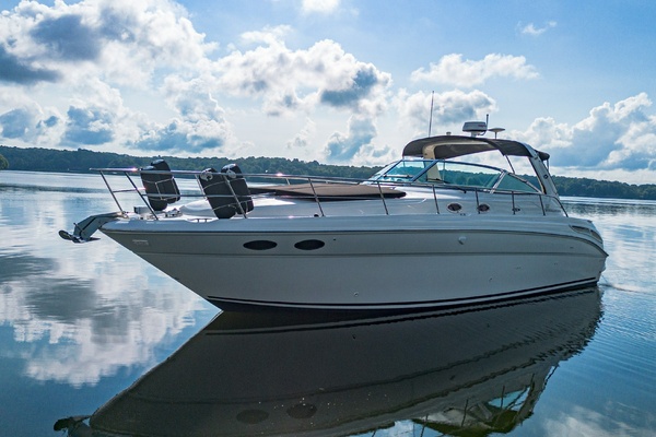 Work Life Balance 38ft Sea Ray Yacht For Sale
