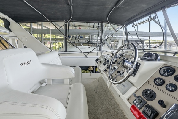 Summer Place 42ft Carver Yacht For Sale