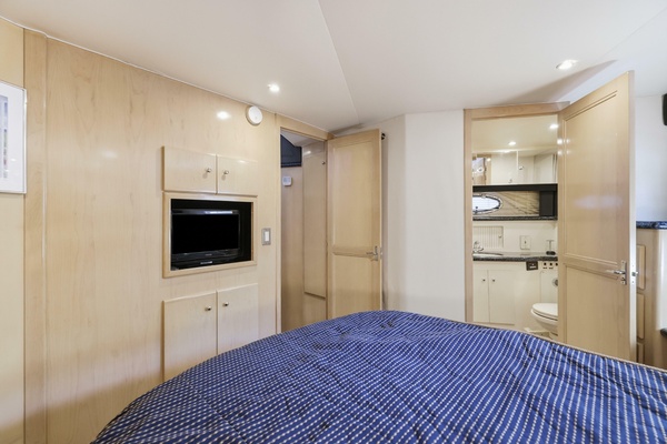 Summer Place 42ft Carver Yacht For Sale