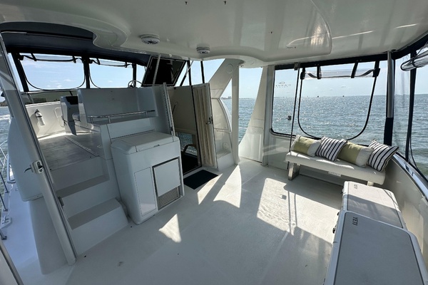 42ft Carver Yacht For Sale
