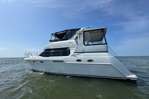 42ft Carver Yacht For Sale