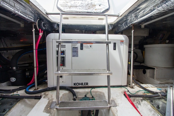 45ft Carver Yacht For Sale