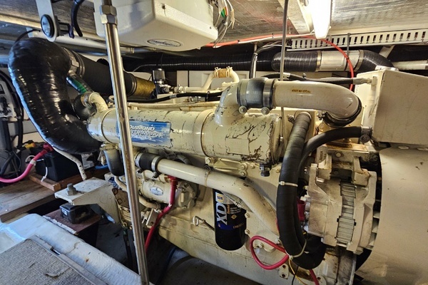 2000 Carver 45