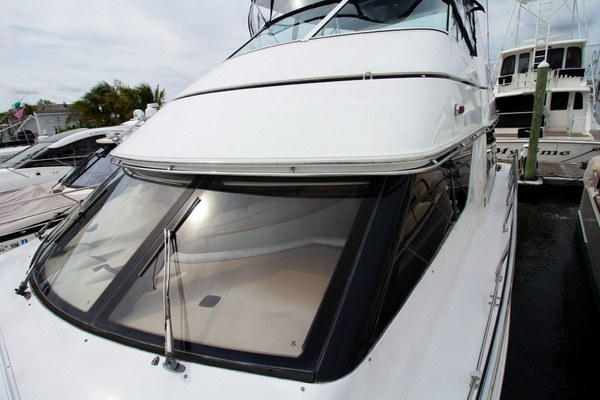 45ft Carver Yacht For Sale