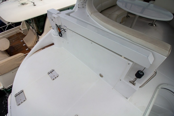 45ft Carver Yacht For Sale