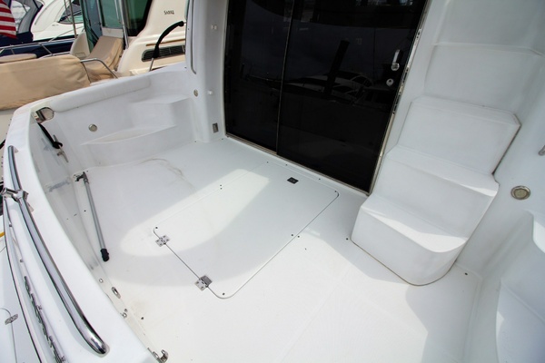 45ft Carver Yacht For Sale