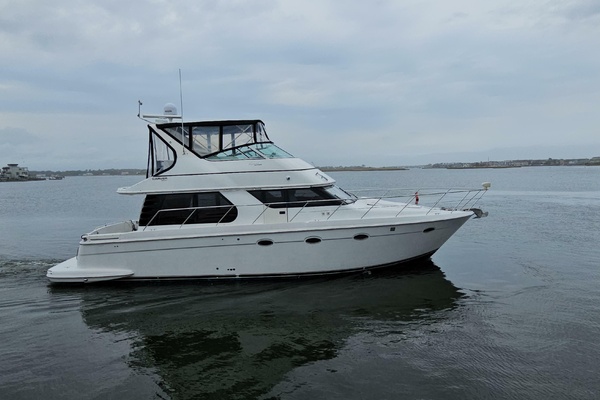45ft Carver Yacht For Sale