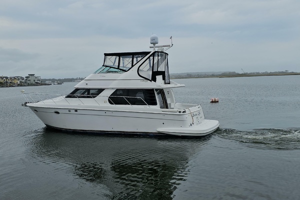 2000 Carver 45