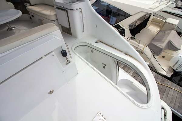 45ft Carver Yacht For Sale
