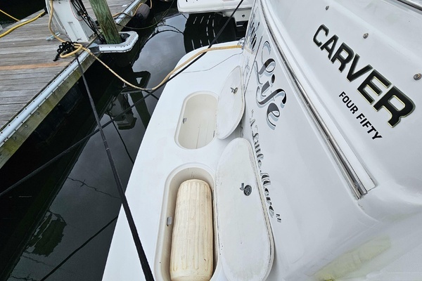 2000 Carver 45