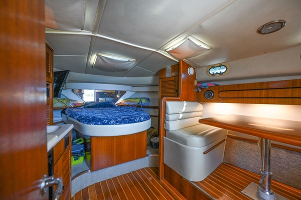 34ft Pursuit Yacht For Sale