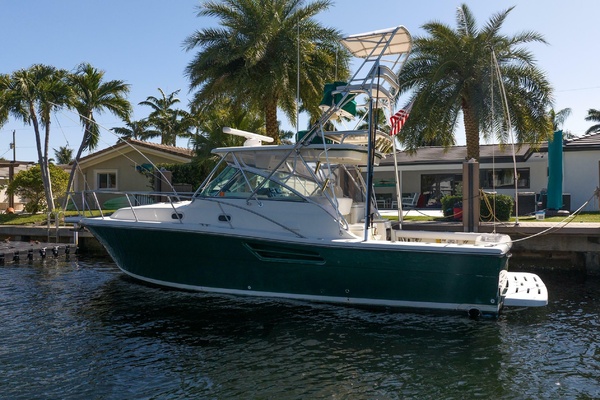 34ft Pursuit Yacht For Sale