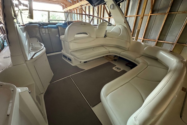 CASTAWAYS 38ft Sea Ray Yacht For Sale