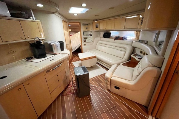 2000 Sea Ray 46