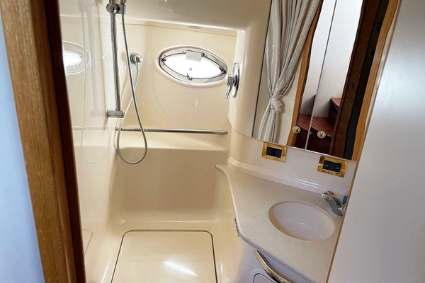 2000 Sea Ray 46