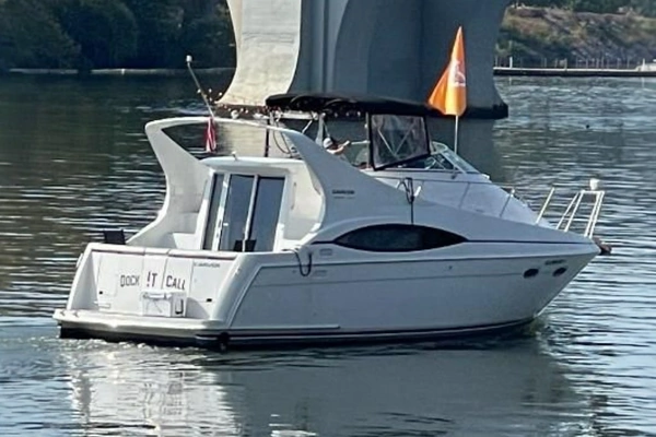Photo of the 1999 Carver 350 Mariner