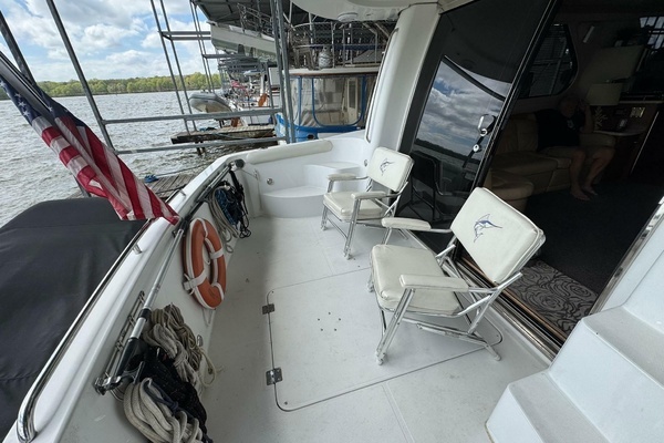 1999 Carver 45