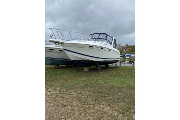 White House 31ft Formula Yacht For Sale