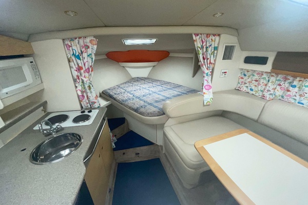 White House 31ft Formula Yacht For Sale