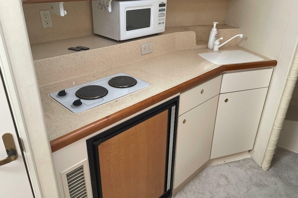 36ft Silverton Yacht For Sale