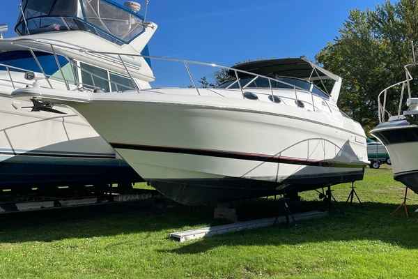36ft Wellcraft Yacht For Sale