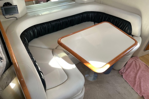 36ft Wellcraft Yacht For Sale
