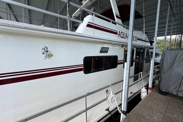 Aqua Holic III 47ft Gibson Yacht For Sale