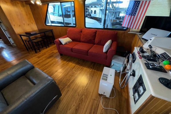 Aqua Holic III 47ft Gibson Yacht For Sale