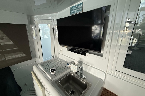 59ft Hatteras Yacht For Sale