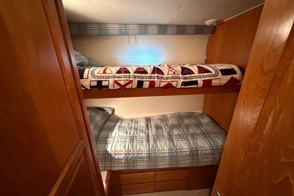 59ft Hatteras Yacht For Sale
