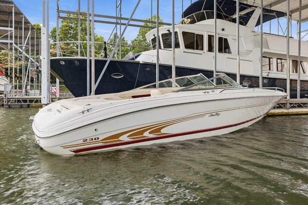 23ft Sea Ray Yacht For Sale