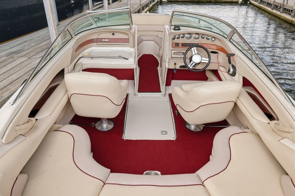 23ft Sea Ray Yacht For Sale
