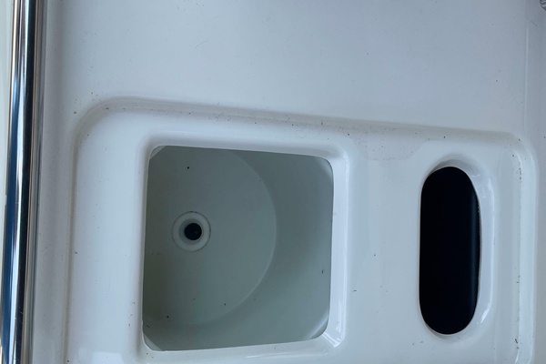 33ft Sea Ray Yacht For Sale