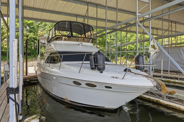 Sea Horse II 38ft Sea Ray Yacht For Sale